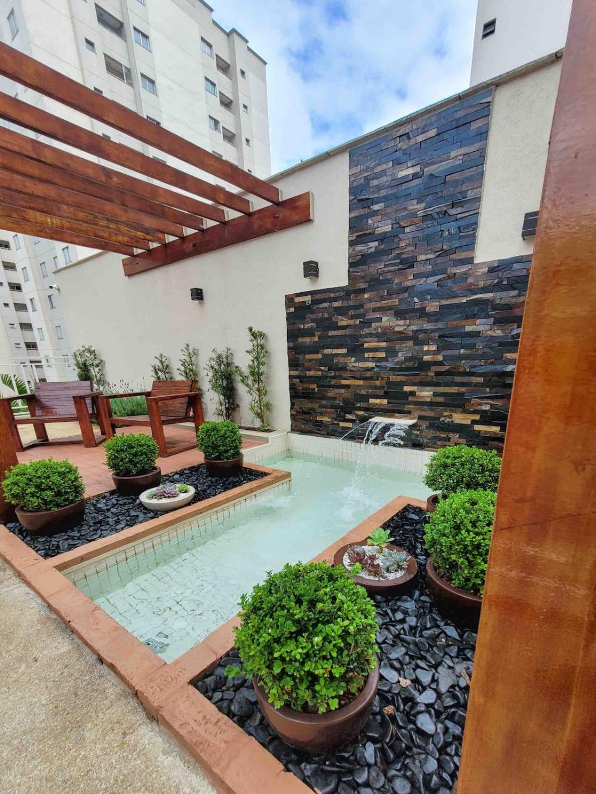 Bem No Centro, Cozinha Completa, Varanda E Garagem Poços de Caldas Exteriör bild