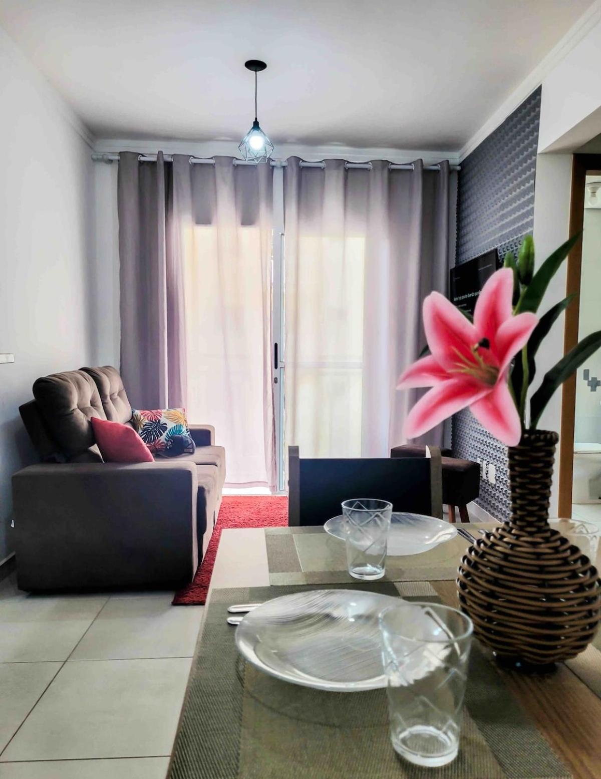 Bem No Centro, Cozinha Completa, Varanda E Garagem Poços de Caldas Exteriör bild